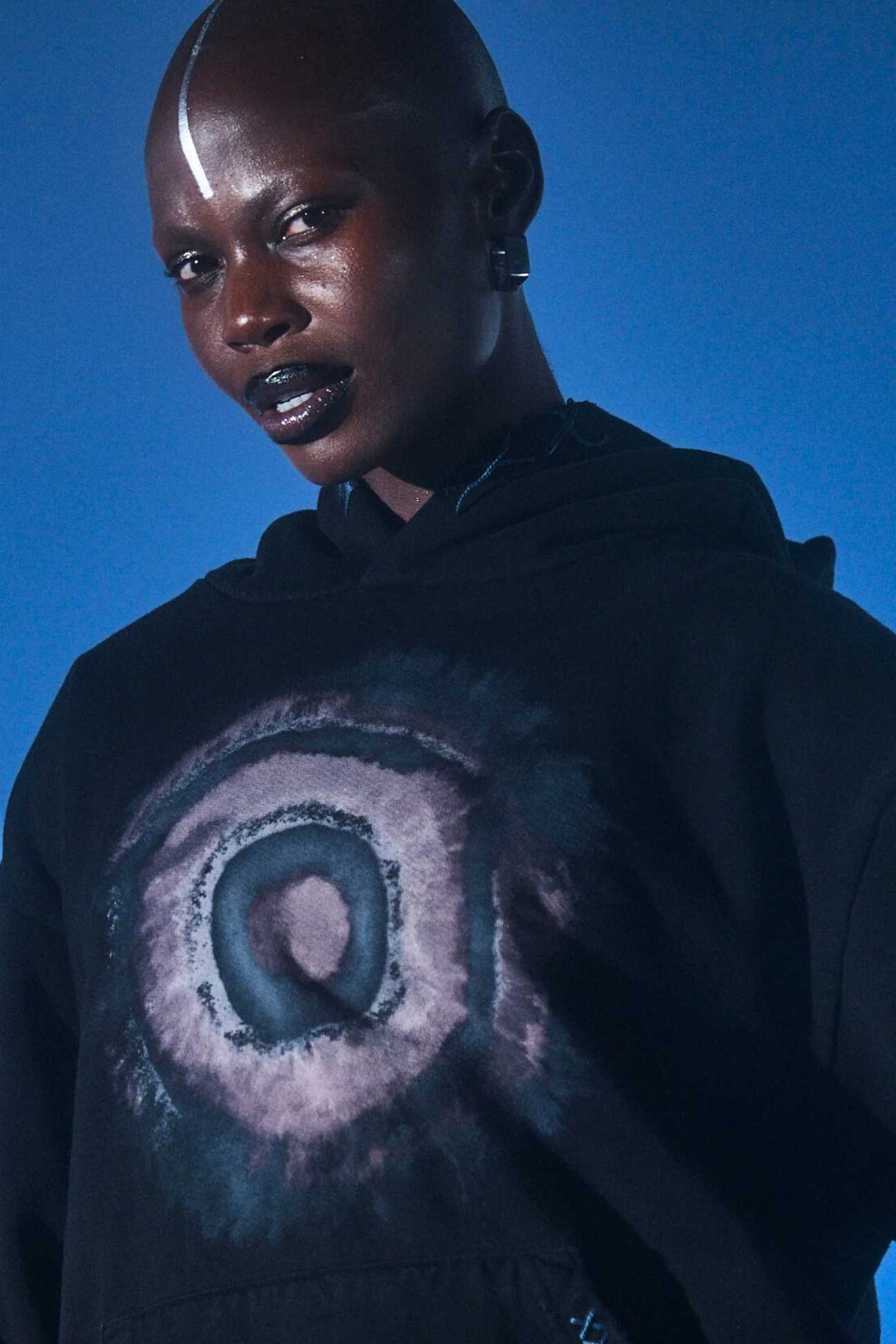 PORTAL HOODIE - Image 3